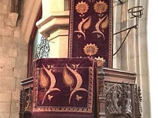 Embroideries In Place 2018